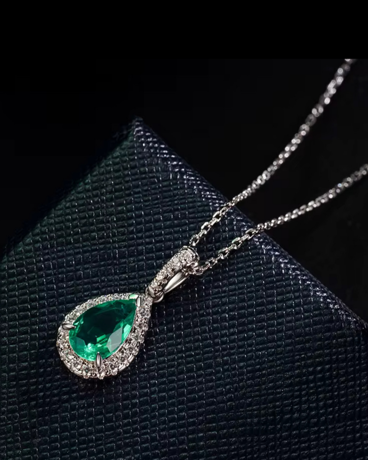 שרשרת אמרלד טיפה ירוק