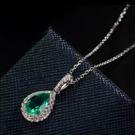 שרשרת אמרלד טיפה ירוק