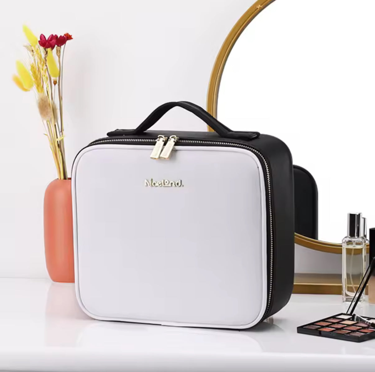 תיק איפור פרימיום