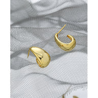 עגילי קו נקי