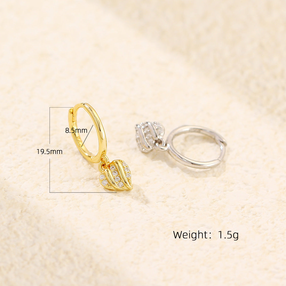 עגילי לב זהוב