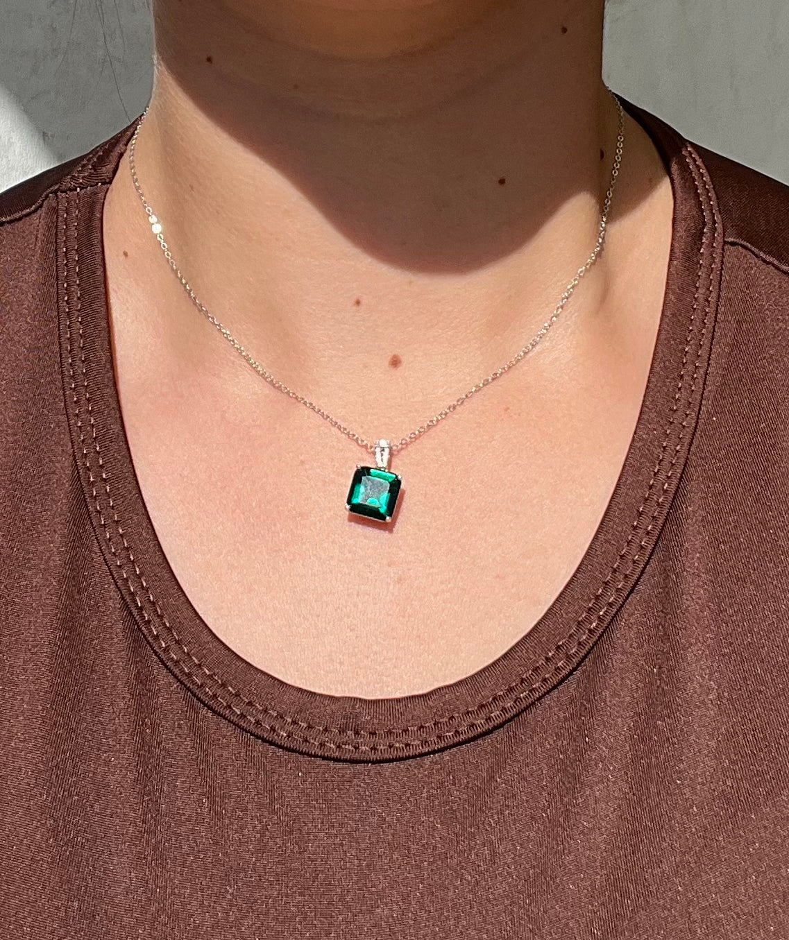 שרשרת אמרלד ירוק